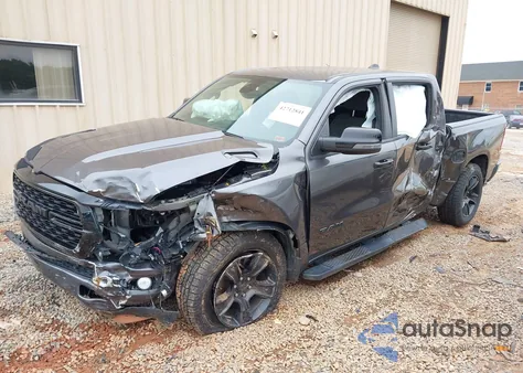 2024 Ram 1500 Big Horn 4X2 5'7 Box z USA, uszkodzony, nr VIN 1C6RREFTXRN100626